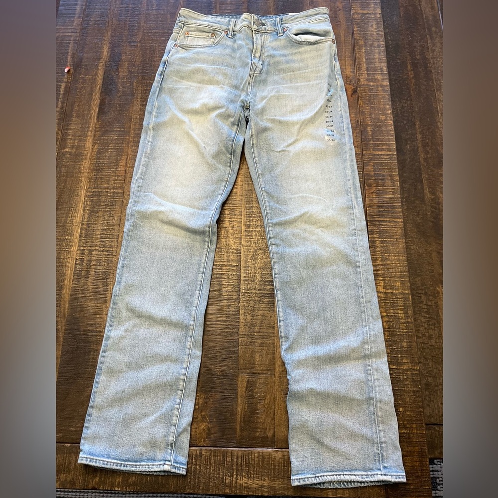 Men's Light Blue Jeans